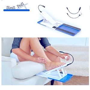 NEW Stedi Pedi Pro Pedicure Kit (light, fan, magnifier)